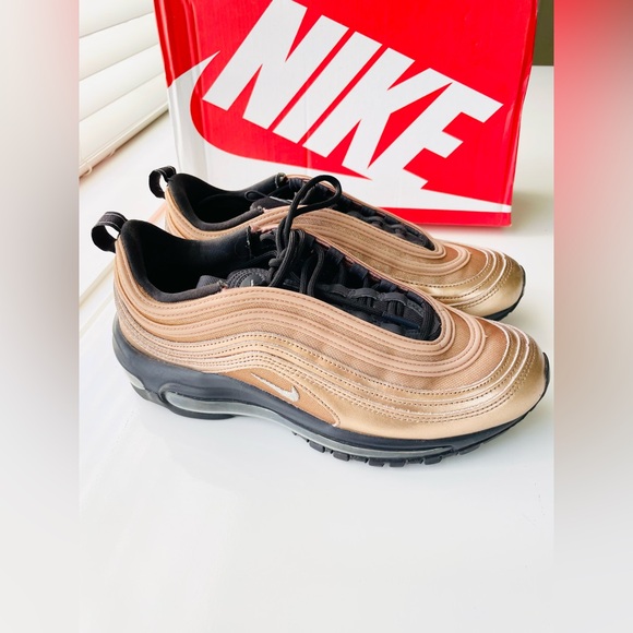 NIB wmns Nke Crater Impact, black off noir, sz 8, orig $155 - Picture 16 of 16